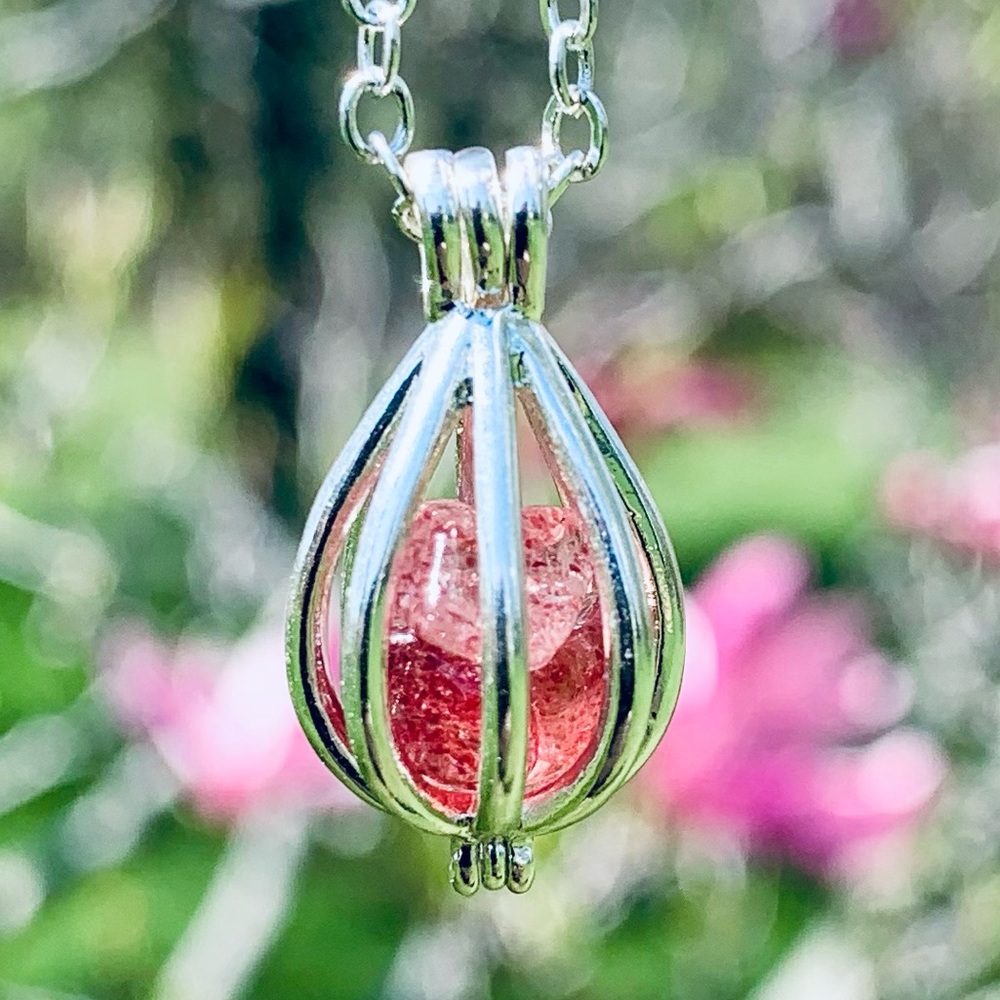 Strawberry Quartz Caged Pendant Necklace - Picture 8 of 8